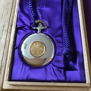  virtue river house house . three leaf silver made 925 stamp pocket watch 