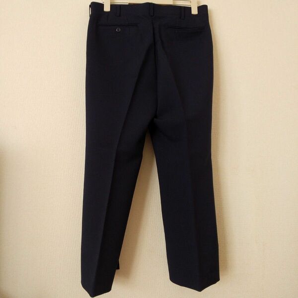 メンズ紳士　日本製　スラックスパンツ紺色(匿名配送)即購入可能