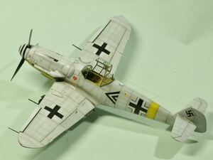 完成品 ハセガワ 1/48 メッサーシュミット Bf109G-6 冬季迷彩 ディテール追加 