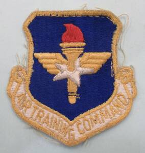 実物 USAF AIR TRAINING COMMAND POCKET PATCH 米空軍 航空訓練軍団 ポケットパッチ エッジカット 制服剥がし