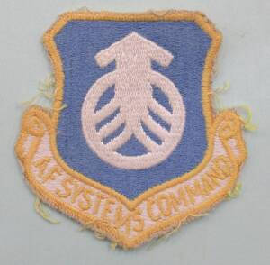 実物 USAF SYSTEMS COMMAND POCKET PATCH 米空軍 システム司令部 ポケットパッチ エッジカット