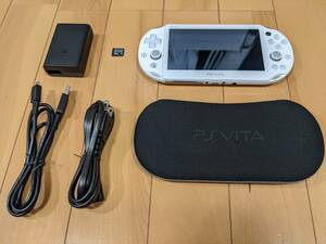 Sony PlayStation Vita (Model PCH-2000) Wi-Fiモデル ホワイト 美品 箱なし