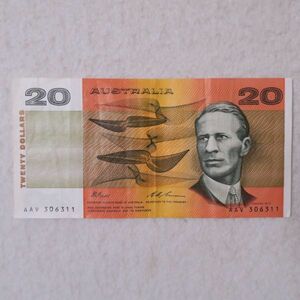 オーストラリア　２０ドル紙幣　(１９７４年～１９９４年)