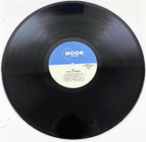 S◇中古品◇LPレコード 山下達郎 『ビッグ・ウェイブ/BIG WAVE』 MOON-28019 アルファ・ムーン ジャケット・歌詞カードつき ※再生未確認_画像6