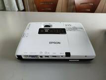 ■EPSON プロジェクター [EB-1776W] / 　中古品　ランプ点灯時間：120時間■送料無料　※無線LAN付/ELPAP10付■231117_画像2