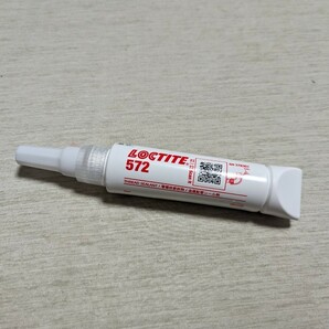 LOCTITE 572 金属配管シール剤 ロックタイト 50mlの画像1