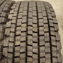 リトレッド 冬 2本SET 会社宛 送料無料 245/70R19.5 136/134 TB BRM ブリヂストン W900R バリ溝 再生 更生 低床 大型トラック BS NO,E6564_画像4