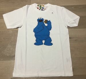 限定 新品 UTコラボ カウズ×セサミストリート KAWS ユニクロ uniqlo Sesame Street クッキーモンスター XSサイズ 半袖Tシャツ