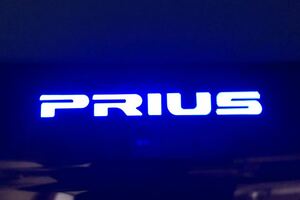 プリウス30系 Prius LEDリアバンパーステップガード【E75b】