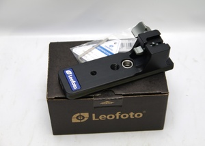 1* Leofoto SF-02 SEL 200600G 用 レンズフット アルカスイス互換 美品 中古品 レオフォト FE200-600 5.6-6.3 G OSS