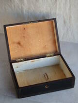 フランスアンティーク 木箱 素敵 古い ウッドボックス 蚤の市 ブロカント 古木 雑貨 ケース 収納 ツールボックス 薬箱 小物入れ 裁縫箱_画像4