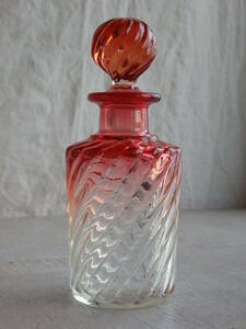 フランスアンティーク バカラ バンブー Baccarat Bambou 香水瓶 ローズカラー ヴィンテージ クリスタル 古い オールドバカラ ガラス