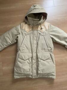 ロッキーマウンテンフェザーベッドROCKY MOUNTAIN FEATHERBED ダウンマウンテンパーカーDMP