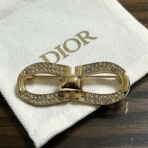 ［美品］クリスチャンディオール　Christian Dior リボンモチーフ　ラインストーン　ブローチ　アクセサリー　ゴールド