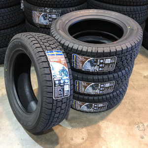 (BB001.7) 送料無料[4本セット] GOODYEAR WRANGLER IP/N　225/65R17 102T 2021年製造室内保管 スタッドレス RAV4 CX-8 ハリアー 225/65/17.