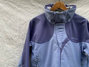 WOMEN'S M パタゴニア patagonia レギュレーター パーカ アウトドア キャンプ 登山 マウンテンパーカー マウンパ RN:51884