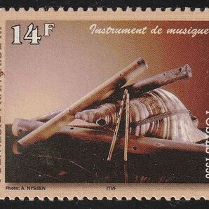 ポリネシア切手 楽器 笛 ホーン ドラム ウクレレ 打楽器 1996の画像2