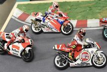 1/12 HONDA 1994 NSR500 ミック・ドゥーハン　完成品 スタジオ27 タミヤ_画像10