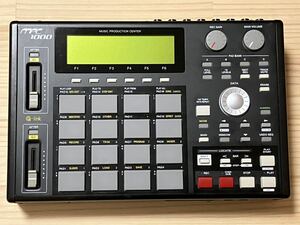 AKAI professional MPC 1000 BLACK サンプラー アカイ 現状品(ジャンク扱い)