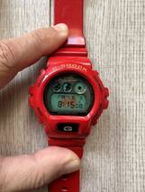 G-SHOCK DW-6900R-7JF ラスタJamaica ジャマイカ ベルトを赤に変更済_画像2