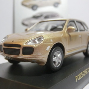 KYOSHO 京商 サークルK 1/64 ミニカーコレクション PORSCHE CAYENNE TURBO ポルシェカイエン ターボ ゴールド カード・台座・車体のみ 箱無の画像1