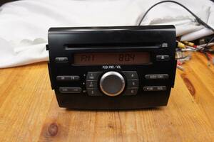 動作OK 86180-B2410 オーディオ L175S L185S ムーヴ ヘッドユニット 2DIN CD FM AM CQ-JD8601AK ダイハツ 純正 @3952s