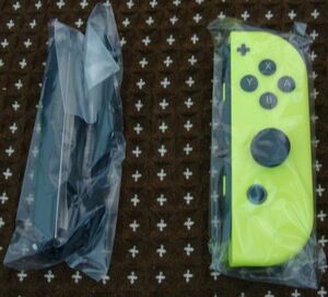 未使用 Nintendo switch Joy Con (R) ネオンイエロー