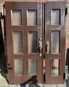 木製玄関ドア 鍵に箇所キー複数付き 先日まで使用品 模様ガラス 昭和レトロ 
