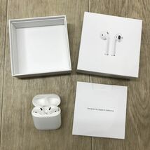 164 C 1円〜 Apple AirPods with Charging Case MV7N2J/A エアーポッズ エアポッズ アップル 中古 現状品_画像1