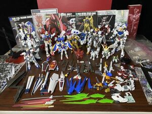 srg★ガンダム プラモデル他 まとめて 約17点 1/100 1/144 組立品 アクションベース / 取説付き 未組立部品多数 ガンプラ GUNDAM 現状品★