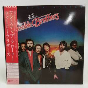 【中古】LP　DOOBIE BROTHERS/ONE STEP CLOSER/WARNER BROS. P10850W　帯付き