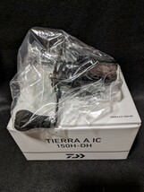 21 ティエラA IC 150H-DH　新品未使用　ベイトリール　　右ハンドル　ダブルハンドル　ＴＩＥＲＲＡ_画像4