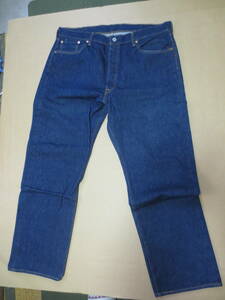 LEVI*S 501 W40 Mexico made waist 102. button fly 
