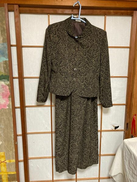 FASHION HOUSE ＳUNSUN セットアップスーツ　　AOYMA TOKYO