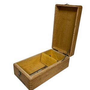 昭和レトロ 薬箱 木製 アンティーク救急箱 小物入れ　収納 置物 ヴィンテージ 