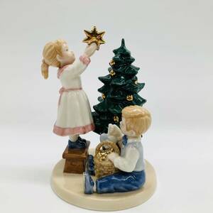 【極美品】ロイヤルコペンハーゲン クララ＆ペーター クリスマス フィギリン (clara peter Christmas tree figurine ROYAL COPENHAGEN陶器 