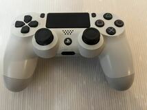 ★動作良好　美品　PS4 純正コントローラ/デュアルショック４ ★グレイシャーホワイト★DUALSHOCK4 送料無料★_画像1