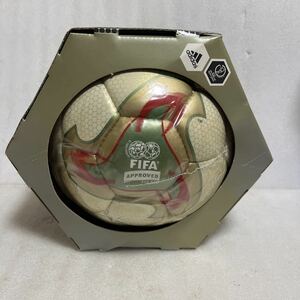 未使用保管品 adidas アディダス サッカーボール 2002 FIFA 日韓ワールドカップ AS5500 ゴールド 検定球 日本サッカー協会 箱付