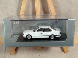 ■未開封■ DCM 1/64 BMW E34 5シリーズ