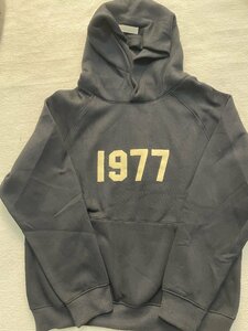 FEAR OF GOD フィアオブゴッド FOG Essentials エッセンシャルズ 1977 上着 パーカー ブラック 中古 M JN 5