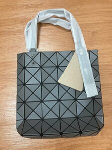 BAO BAO ISSEY MIYAKE バオバオ イッセイミヤケ ハンドバッグ ショルダーバッグ 中古 ■ ポリエステル ■ グレー ■ JZ 4