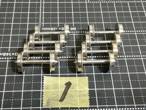 ① カツミ KTM 車輪 10.5∮ 片絶縁 ピボット軸 PV ８軸