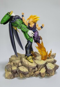 ドラゴンボール ガレージキット フィギュア 超サイヤ人孫悟飯vs完全体セル