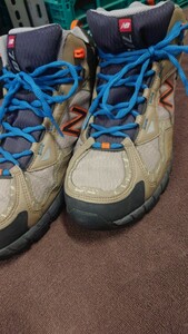 New Balance GORE-TEX Vibram REV abzorb　4E 幅広　29センチ　正規品　廃盤品！　フル装備　ミドルカット　登山　ハイキング　フェス　