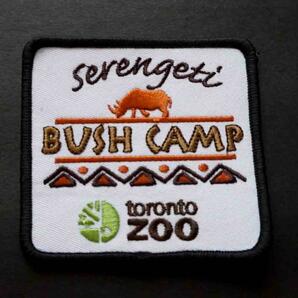 白 四角◆激渋BUSH CAMPサイ トロント動物園Toronto Zooカナダ・オンタリオ州 toronto zoo BUSH CAMP刺繍ワッペン◆セレンゲティ国立公園