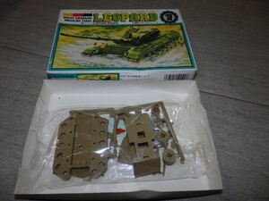 ★カワイ(河合 KJT-07) 1/88 西ドイツ軍 レオパルド A4戦車 パチパチシリーズ/ゼンマイ式可動　G72