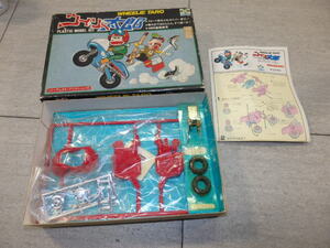 プラモデル TSUSHO ウイリー太郎 WHEELIE TARO PLASTIC MODEL KIT 未組立 昔のプラモ　G6733