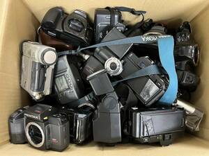 フィルムカメラ大量セット カメラ ボディ レンズ その他アクセサリーなどまとめ ジャンク D14