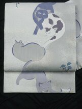 《花小袖》袋帯；様々な猫 淡グレー 金交ぜ織り地_画像2