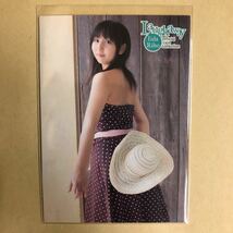 飯田里穂 2008 さくら堂 トレカ アイドル 声優 グラビア カード ドレス 13 タレント トレーディングカード_画像2